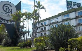 Canoas Parque Hotel